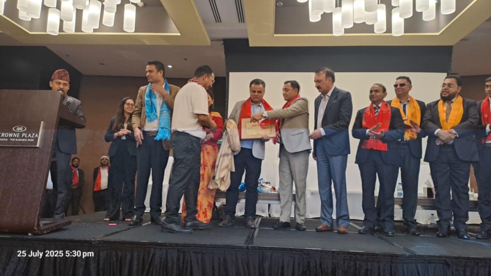 रानाभाटलाई गर्यो गैर आवासीय नेपाली संघले सम्मान