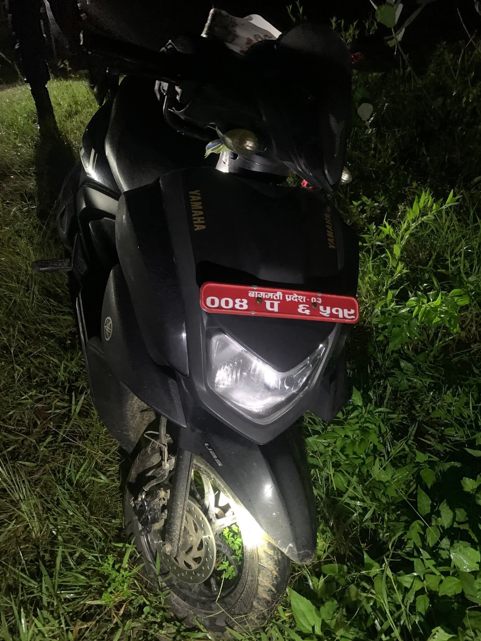 भृकुटीचोकमा झाडीभित्र स्कुटी फेला