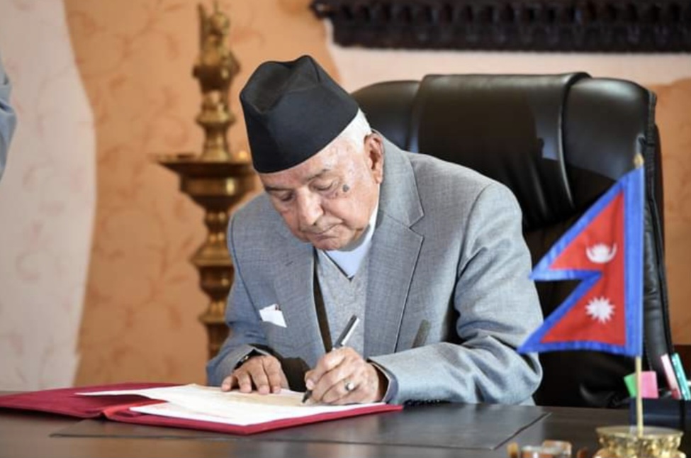 ओलीको राजीनामा राष्ट्रपति पौडेलद्वारा स्वीकृत