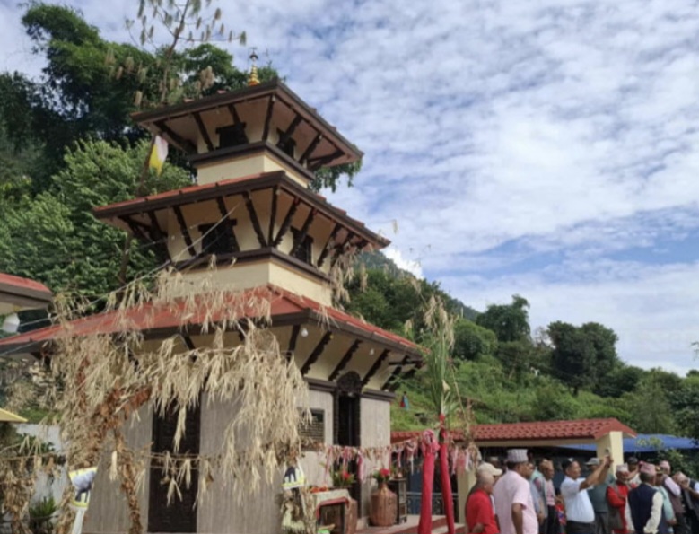 रागो छिनाउन ३ लाख बढी खर्च गरे एक युवकले