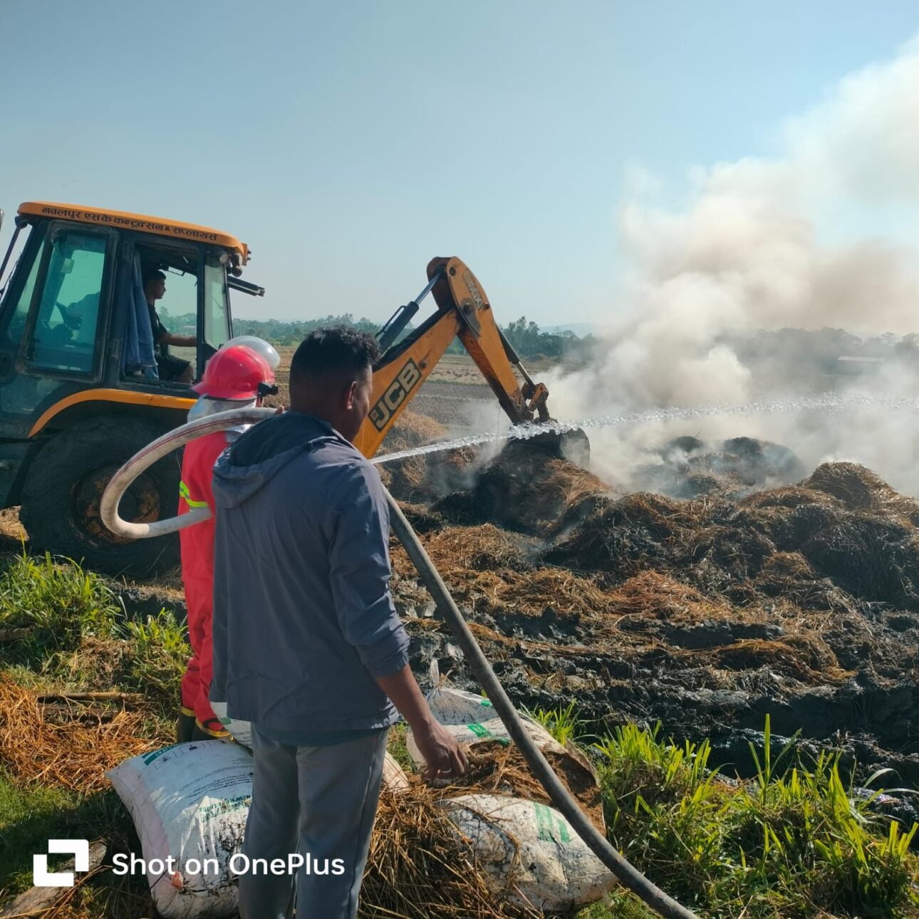 कावासोतीमा गोठमा आगलागी, पराल र काठपात नष्ट