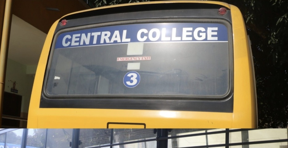 सेन्ट्रल कलेजको बसको ठक्करबाट चितवनमा मोटरसाइकल चालकको मृत्य