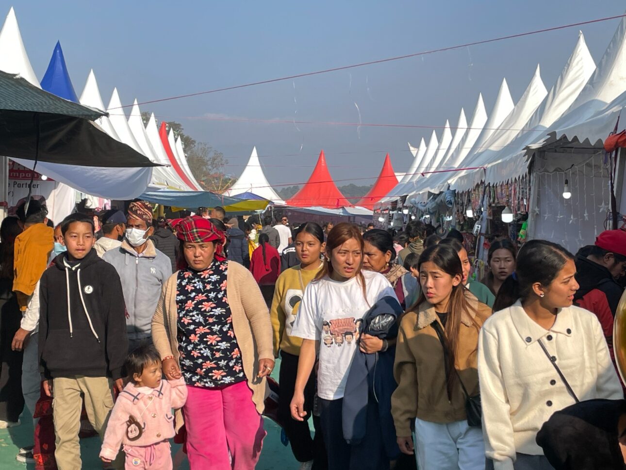 १३ हजार दर्शकद्वारा गैँडाकोट महोत्सवको अवलोकन 