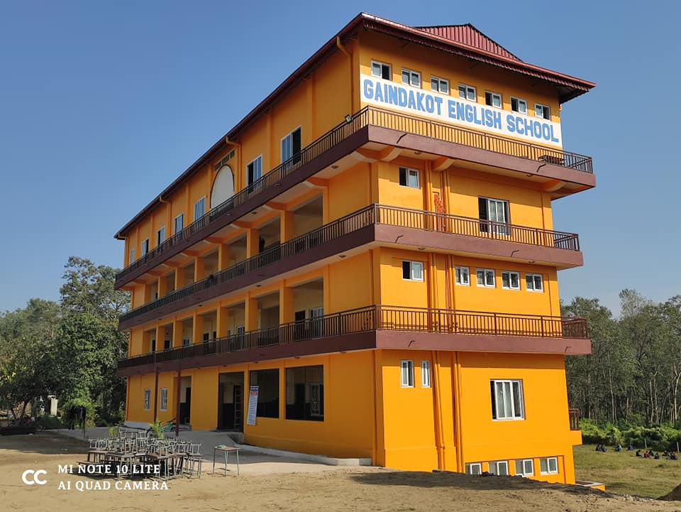 विद्यार्थीमाथि कुटपिट गर्ने शिक्षक गैंडाकोट इङ्लिस स्कूलबाट निष्कासित, कानको जाली फुटेको दाबी भ्रामक भएको विद्यालयको स्पष्टोक्ति